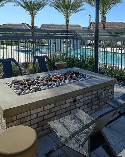 Firepit towards pool